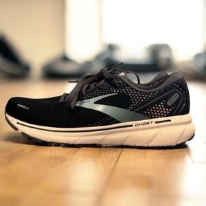Brooks Ghost 14 Women’s Running Shoes Black Peach Pink Size 8 B Cushioned